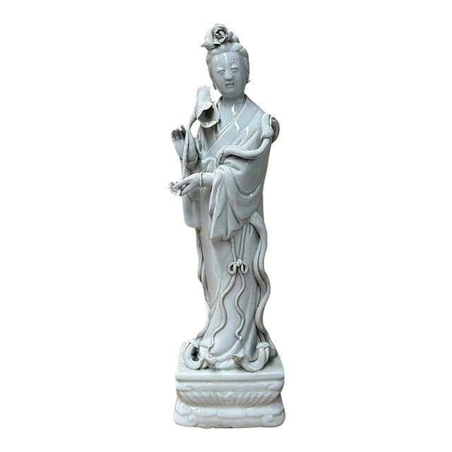 Vintage Off White Porcelain Standing Bodhisattva GuanYin Lotus Statue For Sale