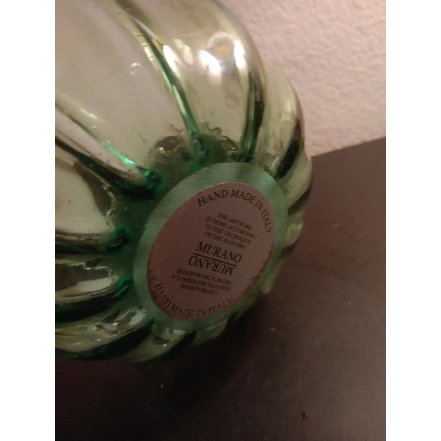 Italian 1980s White Murano Italy Green Freeform Vase For Sale - Image 3 of 6