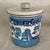 1950s Blue Magic Knob Luce Corp Krispy Kan Tin Canister Featuring a Classic Blue Willow Pattern For Sale - Image 5 of 12