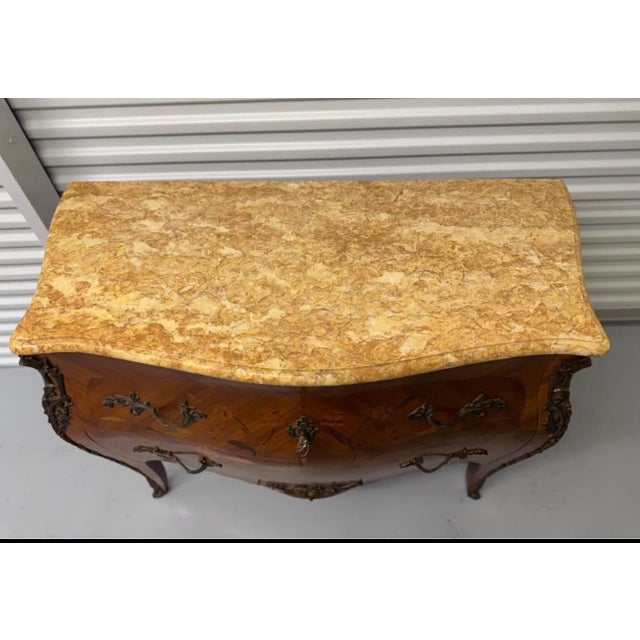 Stone 1930s French Marble Top Ormolu Inlaid Bombay Chest For Sale - Image 7 of 8