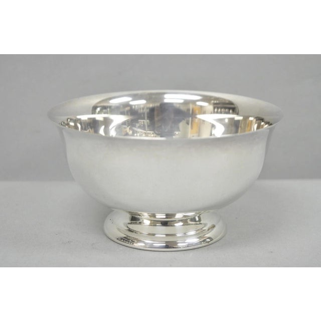 Paul Revere Vintage Mid Cerntury Modern Paul Revere Reed & Barton Style Small 5" Round Silver Plated Candy Dish For Sale - Image 4 of 11