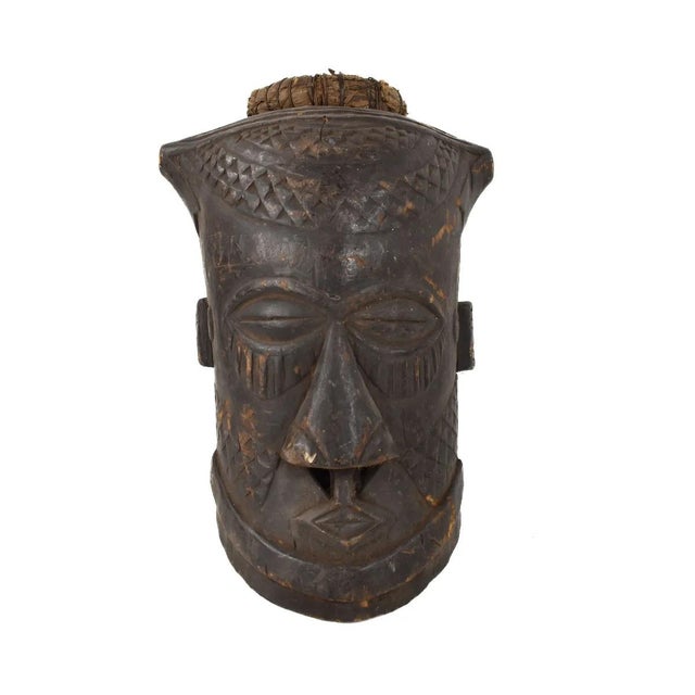 African Early 20th Century Kuba Helmet Mask For Sale - Image 3 of 10