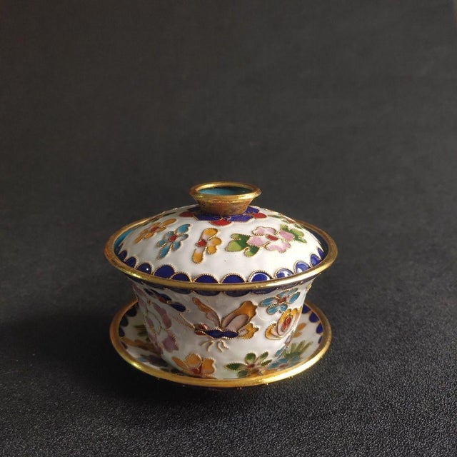 Dimensions: Diameter 9cm (3.54") x Height 8.5cm (3.35") Weight: 183 grams (approx. 0.40 lbs) Material: Copper body with...