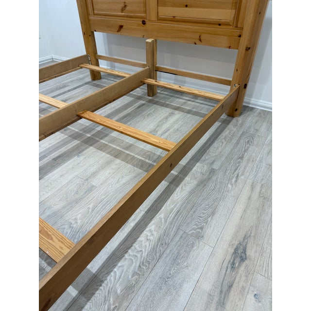 Sand 1990s Attributed to Bernhardt Furniture Company Vintage King Size Bed For Sale - Image 8 of 12