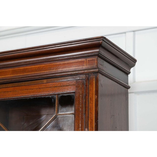 Large English Inlaid Mahogany Library Bookcase from Maple & Co., 19th Century For Sale - Image 10 of 17