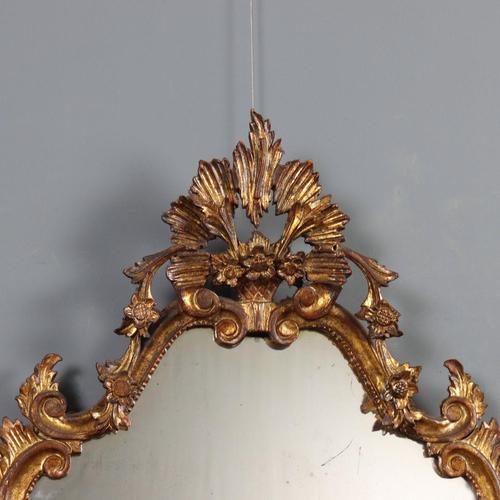 Baroque Carved and Gilded Mirror For Sale - Image 3 of 12