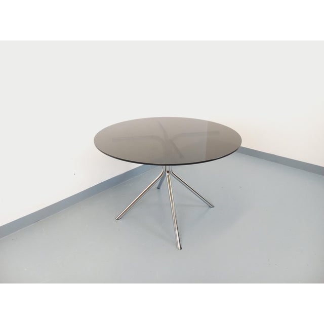 Vintage Round Dining Table in Acrylic Glass and Chrome-Plated Metal, 1970s For Sale - Image 4 of 18