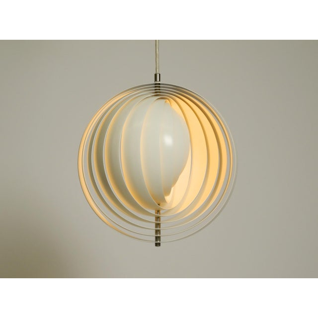 Vintage Space Age Moon Lamp in White Lacquered Aluminum by Verner Panton for Vitra, 2000s For Sale - Image 3 of 18