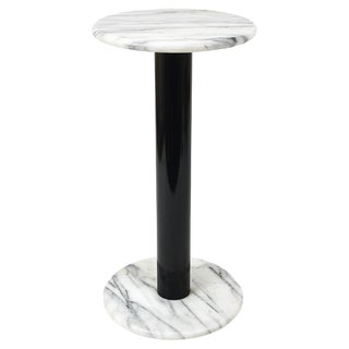 Postmodern White Carrara Marble Flower Stand Pedestal Table, Italy, 1980s For Sale