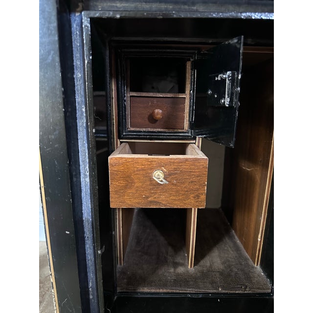 1920s Antique Cary Safe Co. Safe For Sale - Image 5 of 6