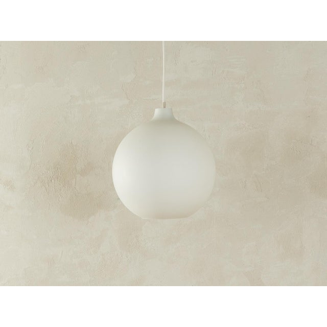 Round Pendant Lamp in Frosted Glass, 1960s For Sale - Image 7 of 7