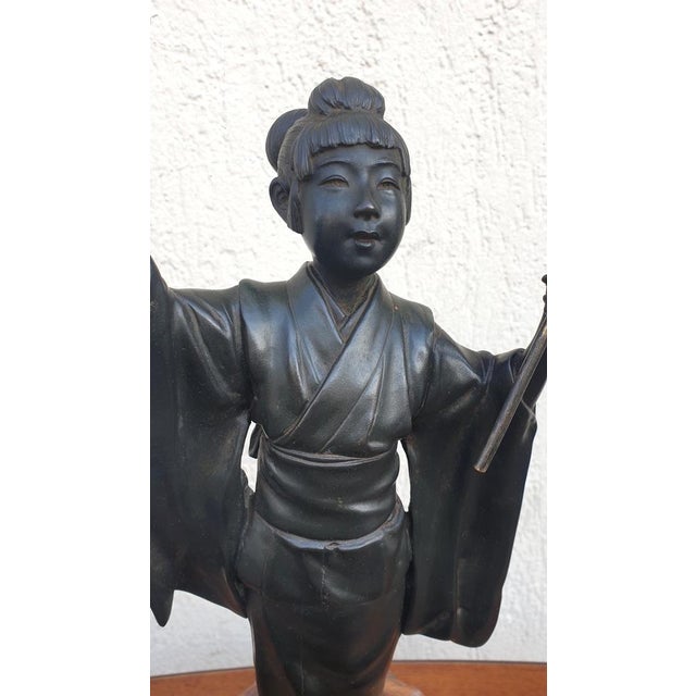 Japanese Artist, Meiji Sculpture of Young Woman with Parasol, 19th Century, Bronze For Sale - Image 17 of 18