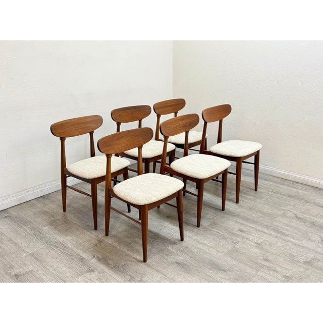 Set of 8 Mid Century Modern Walnut Dining Chairs For Sale In Los Angeles - Image 6 of 9