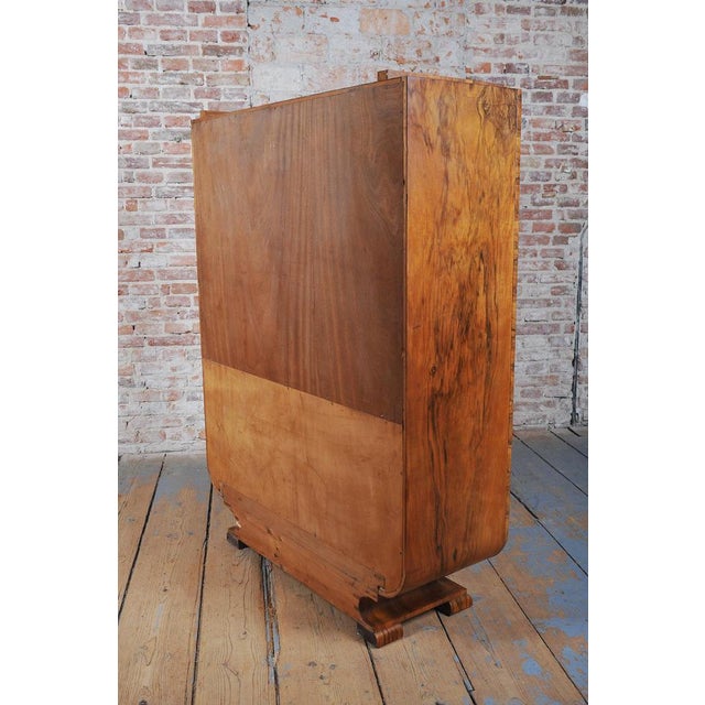 Art Deco Showcase in Walnut by J. Halabala for Up Závody, Czech, 1920s For Sale - Image 15 of 17