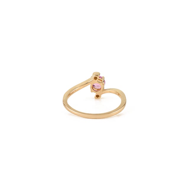 Metal 14k Gold Natural Pink Sapphire Bypass Diamnd Three Stone Promise Ring Size 6 For Sale - Image 7 of 16