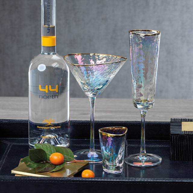 Aperitivo Triangular Martini Glass- Luster w/ Gold Rim - Set Of Four The Aperitivo Triangular collection is a stylish...