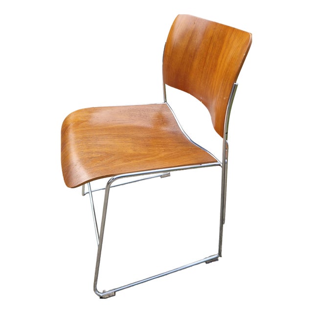 Vintage 40/4 Stacking Dining Chair by David Rowland for GF in Bent, 1990 For Sale