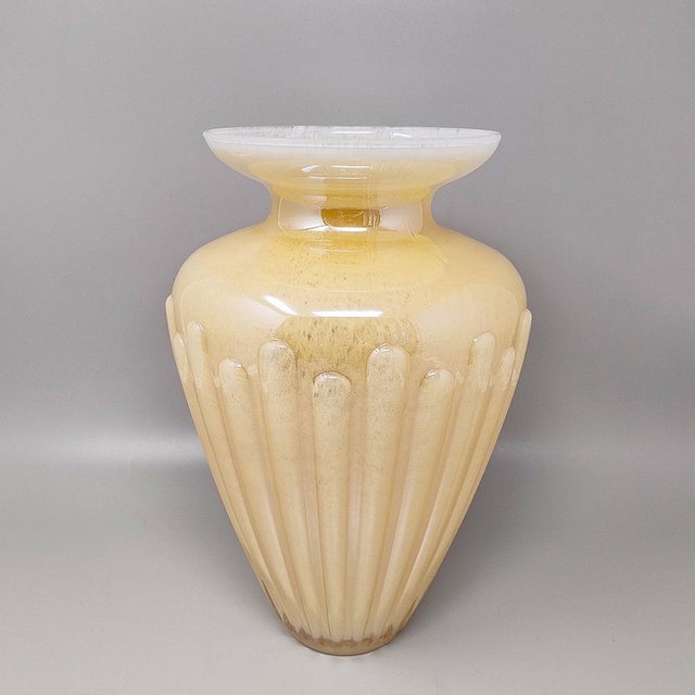 1960s Astonishing beige vase by Michielotto. Made in Italy. The item is in excellent condition Dimension: diam 7,48 x...