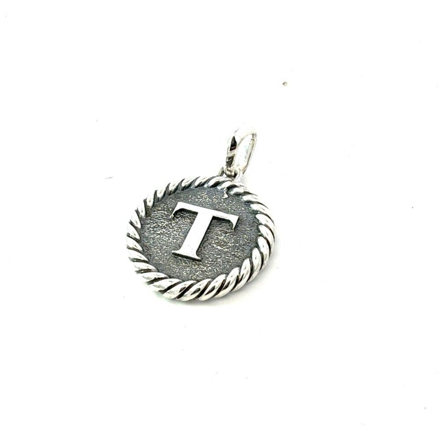 Traditional 1990s David Yurman Letter T Amulet Sterling Silver Estate For Sale - Image 3 of 4