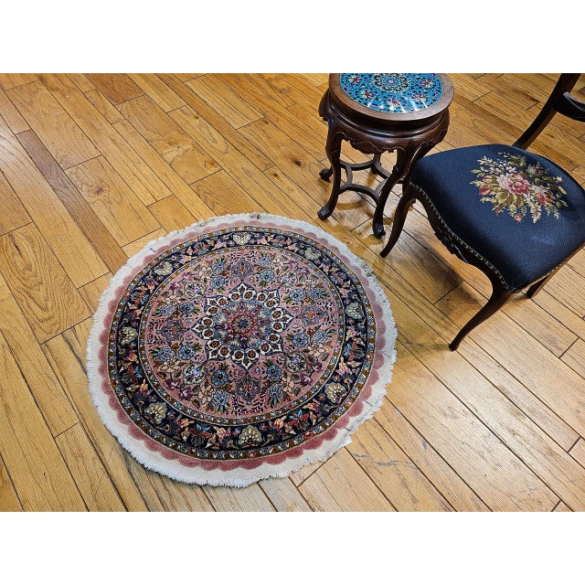 1900 - 1909 Vintage Persian Tabriz Round Rug, Hand-Knotted Wool & Silk, Floral Pattern, 3' Round, Pale Pink & Navy For Sale - Image 5 of 6
