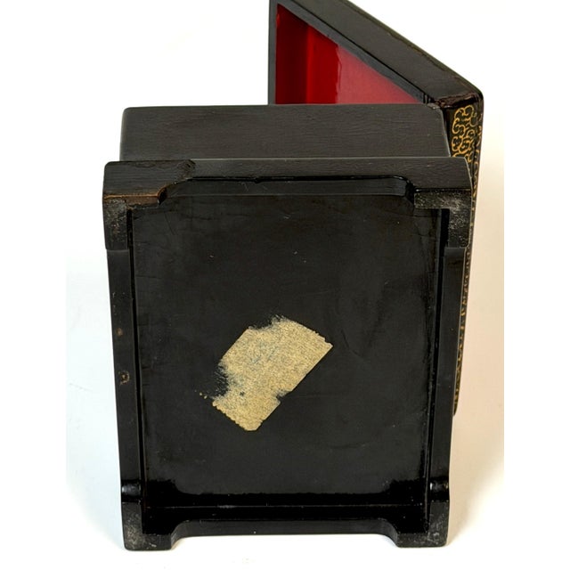 Imperial Russian Lacquered Papier-Mâché Troika Box, Lukutin Factory, 1880-1910 For Sale - Image 15 of 18