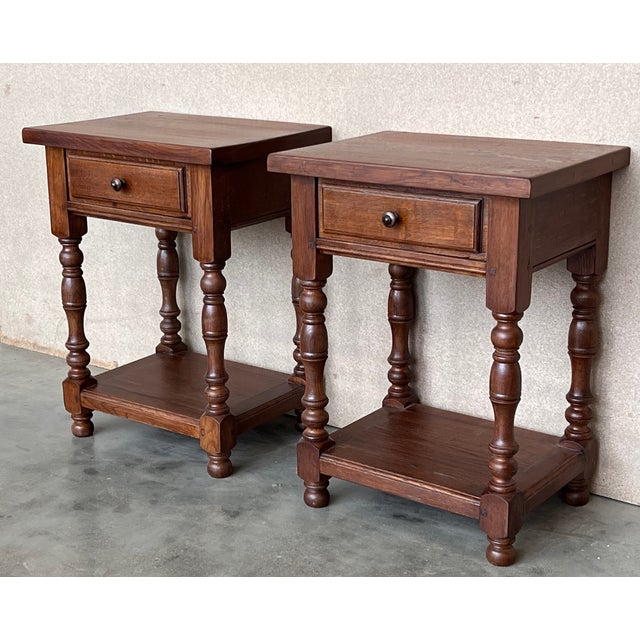 1900 - 1909 20th Century Pair of Solid Carved French Nightstands With Low Shelve For Sale - Image 5 of 9