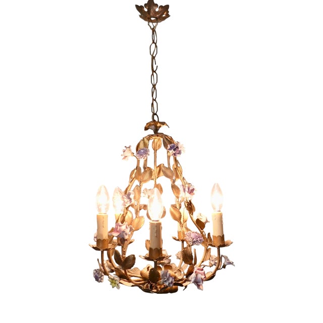 French Gilt Toleware and Floral Ceramic 6-Branch Chandelier, 1930s For Sale