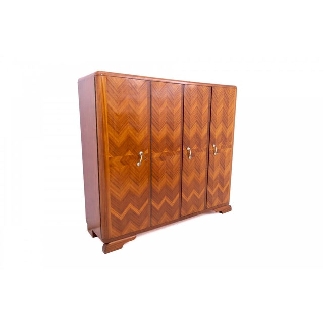 Art Deco Four-Leaf Wardrobe, Poland, 1940s For Sale - Image 3 of 12
