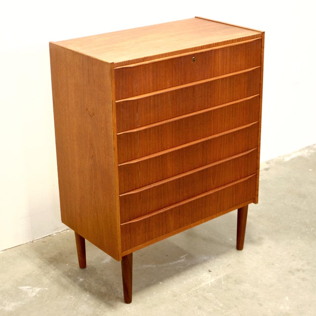 1950s 1950s Danish Teak Six Drawer Dresser For Sale - Image 5 of 10
