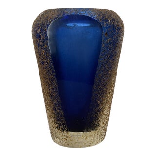 Mid Century Modern Modern Cobalt Blue Glass Vase in the Style of Murano Alessandro Mandruzzato Sommerso Texture Glass For Sale