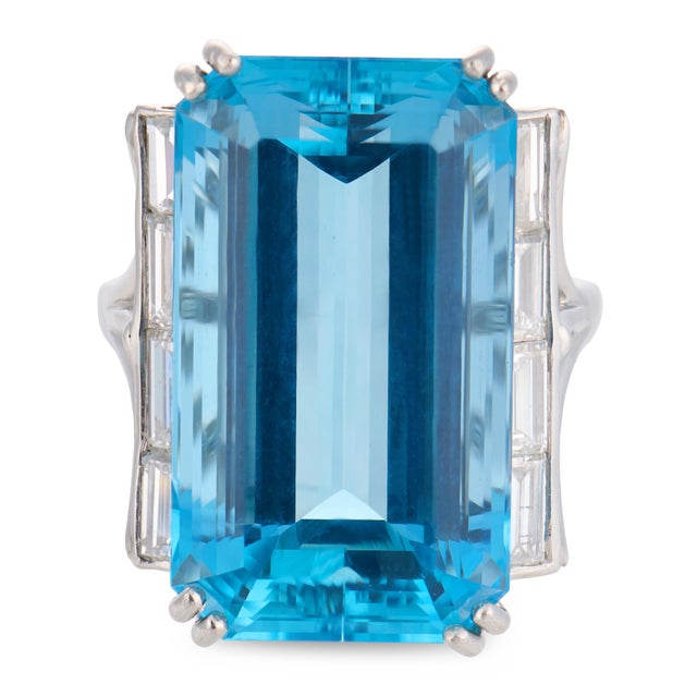 Contemporary Mid Century 23.70 Carat Santa Maria Aquamarine Diamond Platinum Cocktail Ring, Size 7.25 For Sale - Image 3 of 6