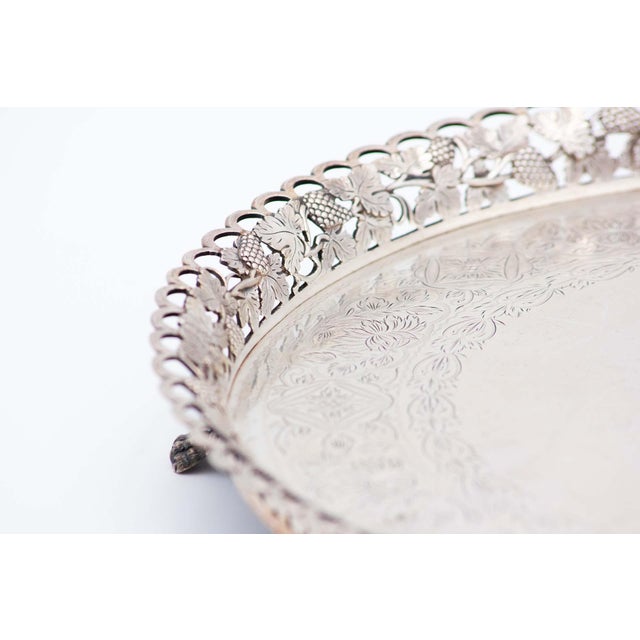 Circular Silver Catchall with Grid, in Very Good conditions. Designed before 1890 This piece has an attribution mark, I am...