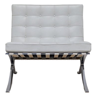 Barcelona Lounge by Ludwig Mies Van Der Rohe for Knoll For Sale