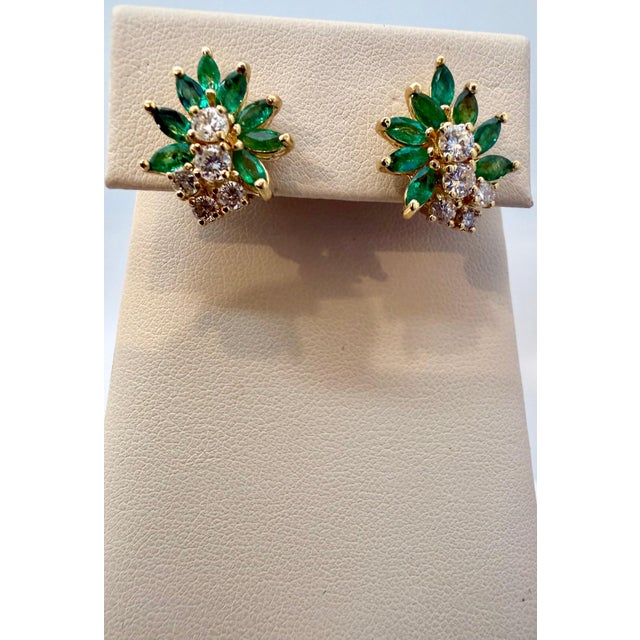 1.6Ct Natural Brazilin Marquise Emerald & 1.0 Ct Diamond Clip on Earring 18 KYG For Sale - Image 13 of 18
