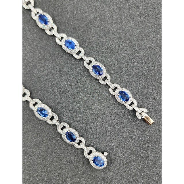 13.20 Ct Natural Sapphire & Diamond Necklace For Sale - Image 4 of 8