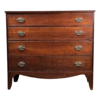 Rare Labeled William Lloyd Springfield Massachusetts Federal Cherry Chest of Drawers, Circa 1800 For Sale