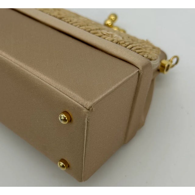 Judith Leiber Vintage Tan Silk Wood Bead Sequin Two Tier Minaudiere Bag For Sale - Image 11 of 12