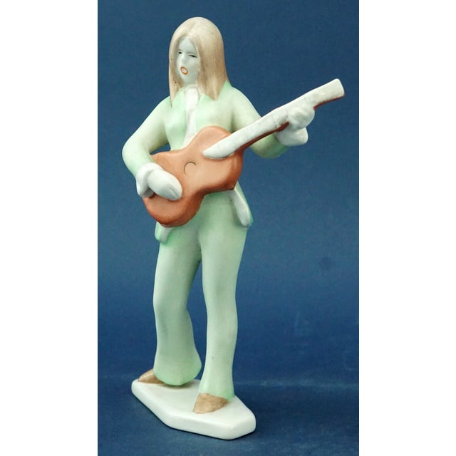 Vintage Porcelain Figurines from Hollohàza Manufactory, 1950s, Set of 4 For Sale - Image 4 of 18