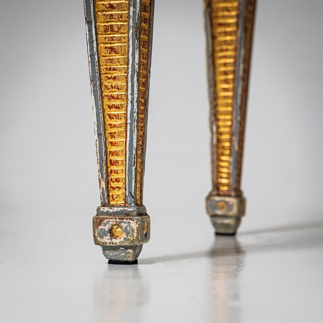 Louis XVI Hand-Painted Chest of Drawers with Gilt Accents, 1900s For Sale - Image 5 of 8