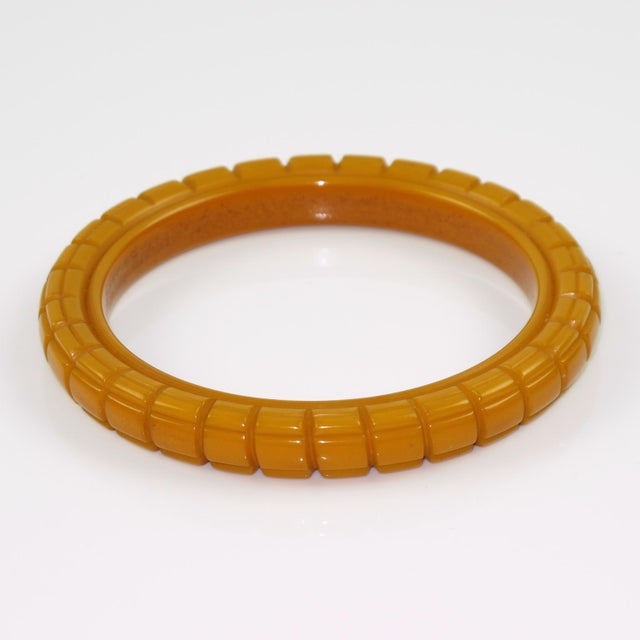 Art Deco Art Deco Bakelite Carved Bracelet Bangle Warm Butterscotch For Sale - Image 3 of 5