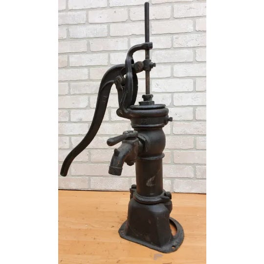 Antique American Black Cast Iron Farm Well Water Pump For Sale - Image 4 of 10