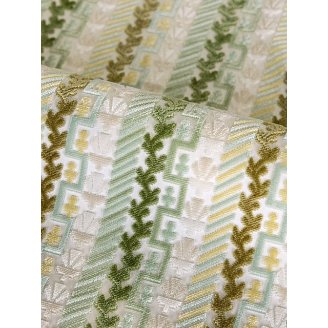 Influenced by surroundings across the globe, Hemispheres takes you on a colorful journey to some of the world’s most...