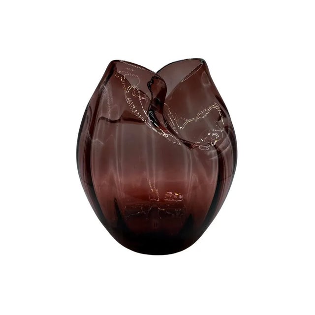 Glass Vintage 1960s Amethyst Purple Pinched Hand Blown Vase. For Sale - Image 7 of 10