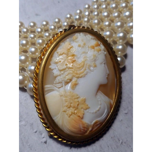 Victorian Hand-Carved Cameo Brooch, Bacchante Portrait, Gold-Plated Frame, Late 19th Century Antique Jewelry For Sale - Image 4 of 7