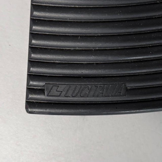 Accademia Terra Floor Lamp by Shigeaki Asahara for Lucitalia, 1980s For Sale - Image 10 of 12