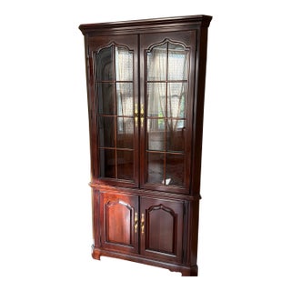 1990s Thomasville Corner China Cabinet For Sale
