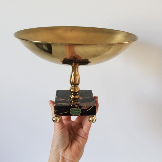 Hollywood Regency Vintage Brass Bowl on a Italian Fine Marble Pedestal Base. For Sale - Image 3 of 8
