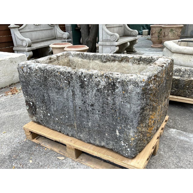 French Country Early 1800s Carved French Rectangular Limestone Trough For Sale - Image 3 of 12
