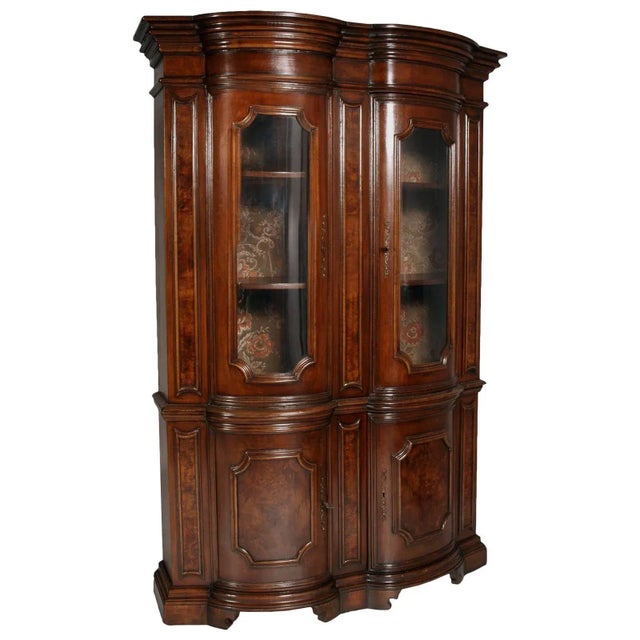 Italian Baroque Renaissance Walnut & Burl Walnut Display Cabinet, 1900s For Sale - Image 5 of 5