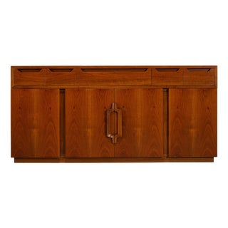 Arcigliano Walnut Sideboard by Giovanni Michelucci for Fantacci, Italy, 1970s For Sale